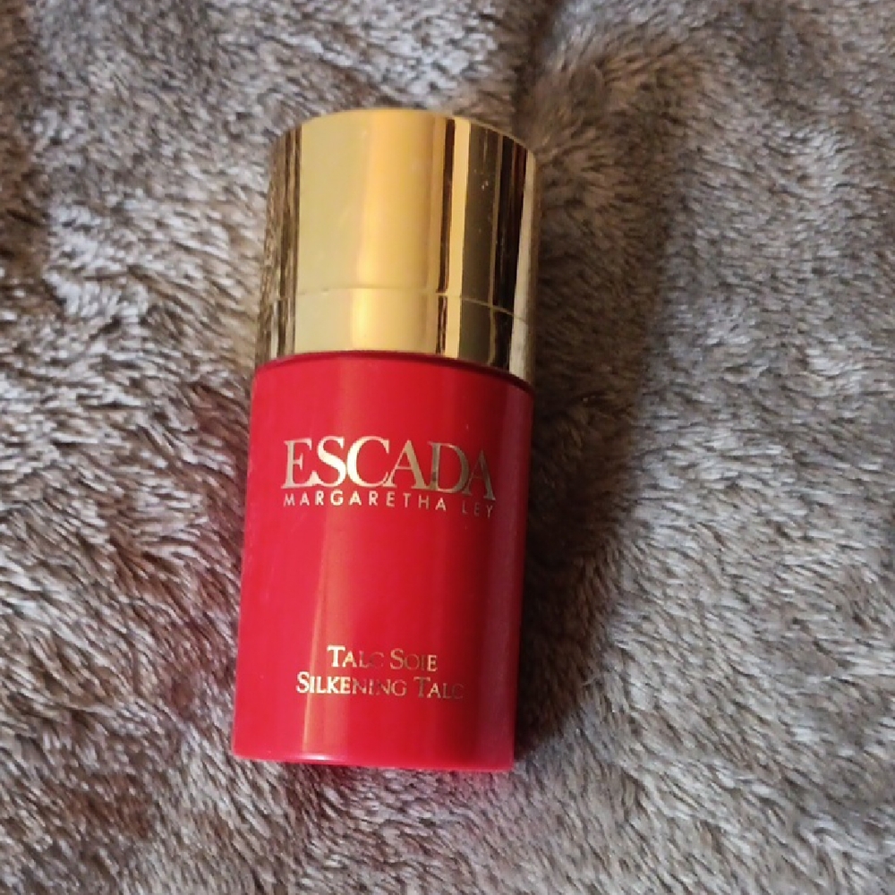 Escada Red Silkening Talc with Gold Cap